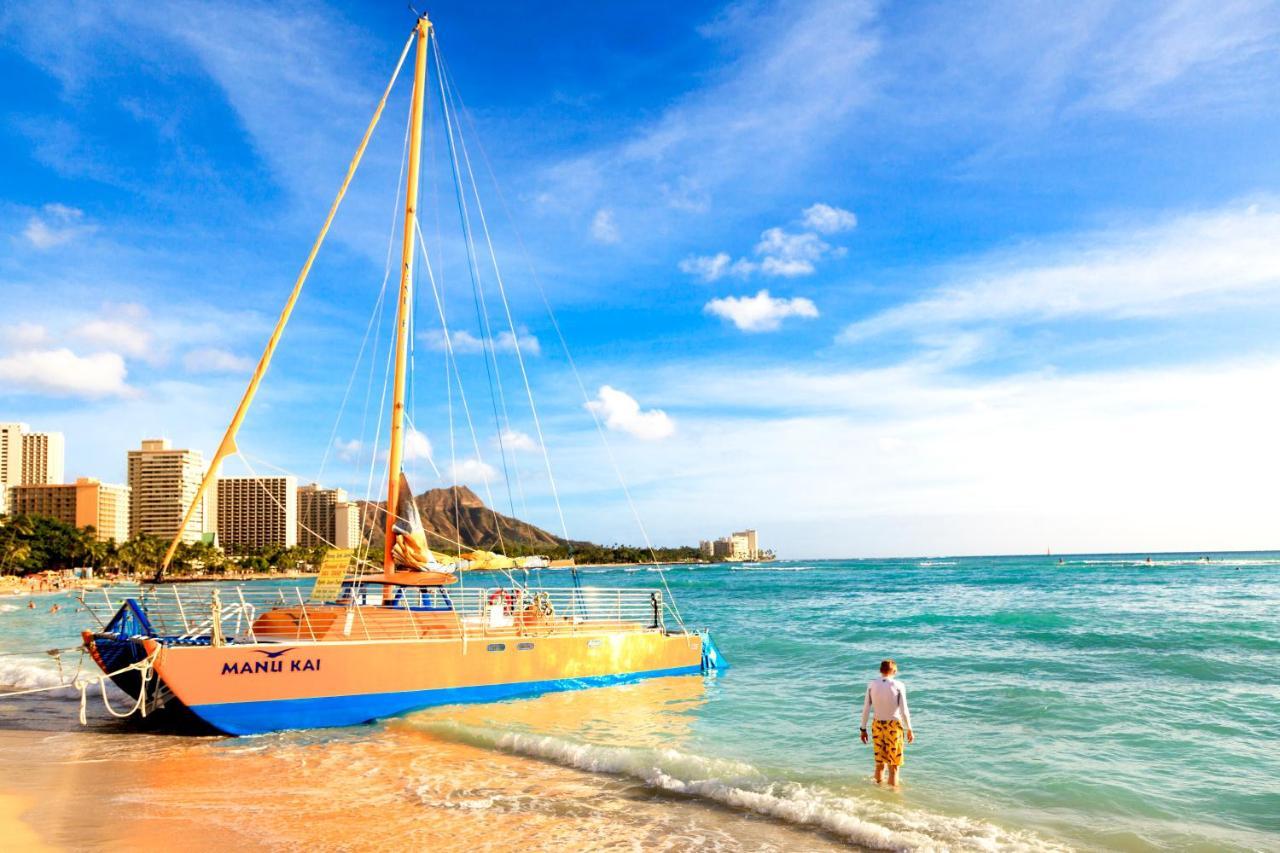 Waikiki Escapade Mountain Views Condo, Steps To Beach With Parking Perk Honolulu Exteriör bild